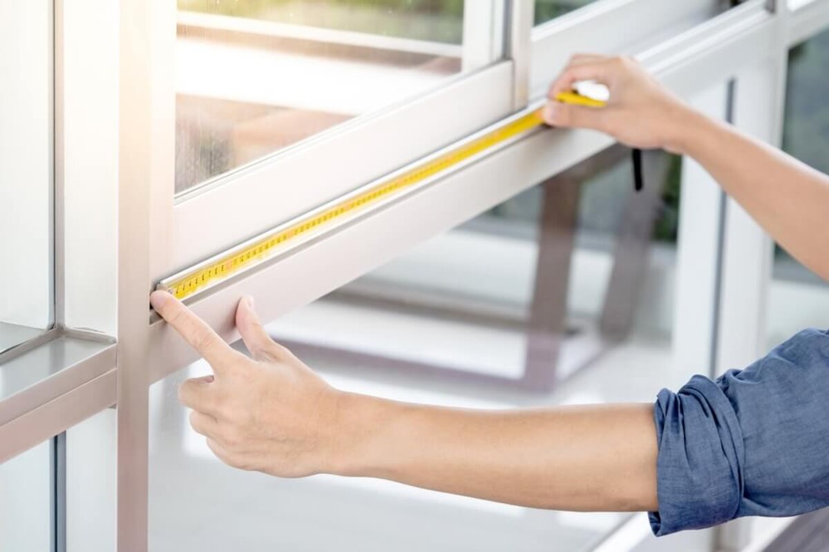 measure for a window replacement